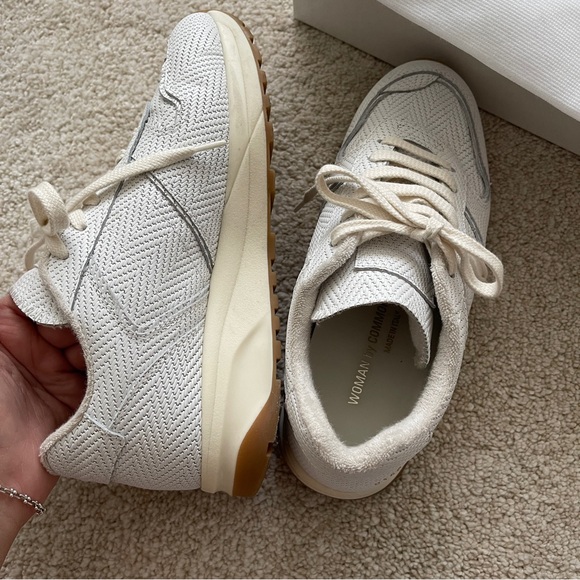 NWT and Box Woman by Common Projects White Leather Woven Track Sneakers 9 / 39 - Picture 5 of 8